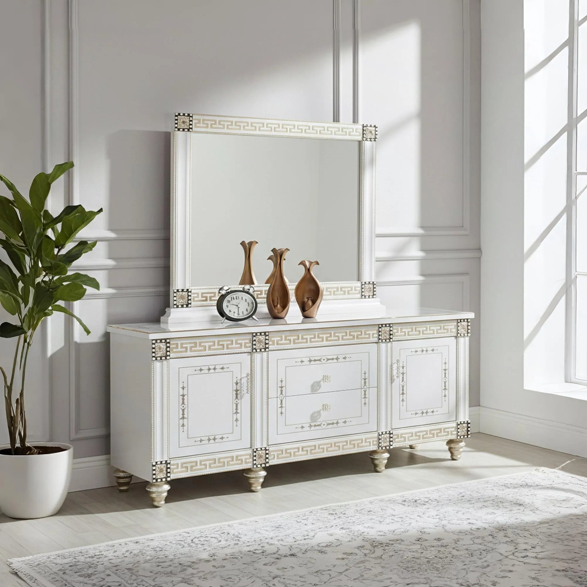 VERSATCHI SIDEBOARD & MIRROR